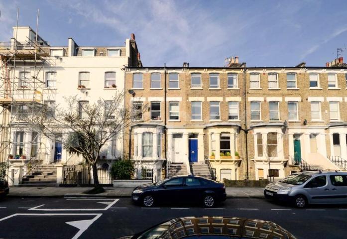 			LET, 2 Bedroom, 1 bath, 1 reception Flat			 Minford Gardens, Shepherds Bush